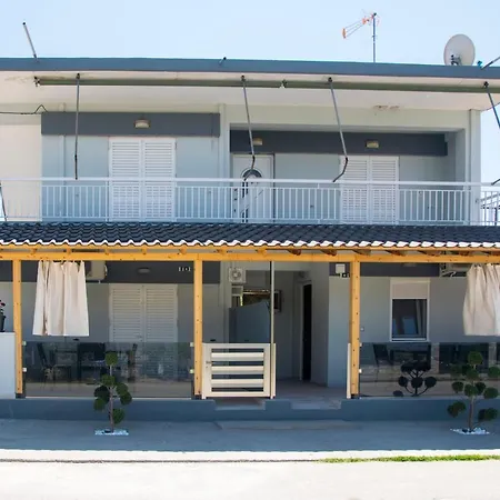 Frideriki Hotel Nea Vrasna